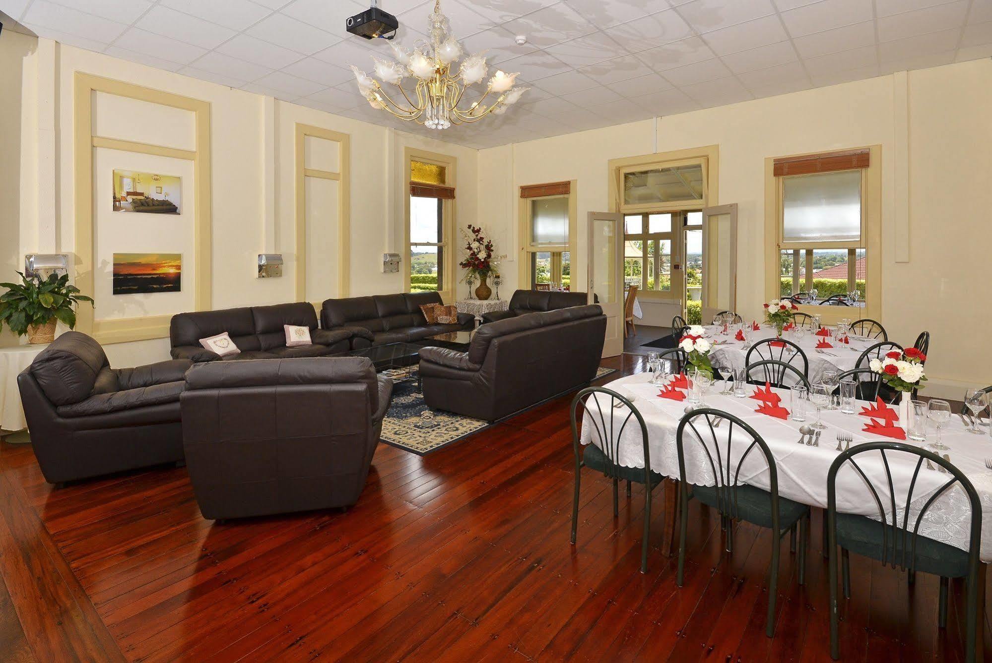 Hotel Manor Views Nz Huntly Exteriér fotografie
