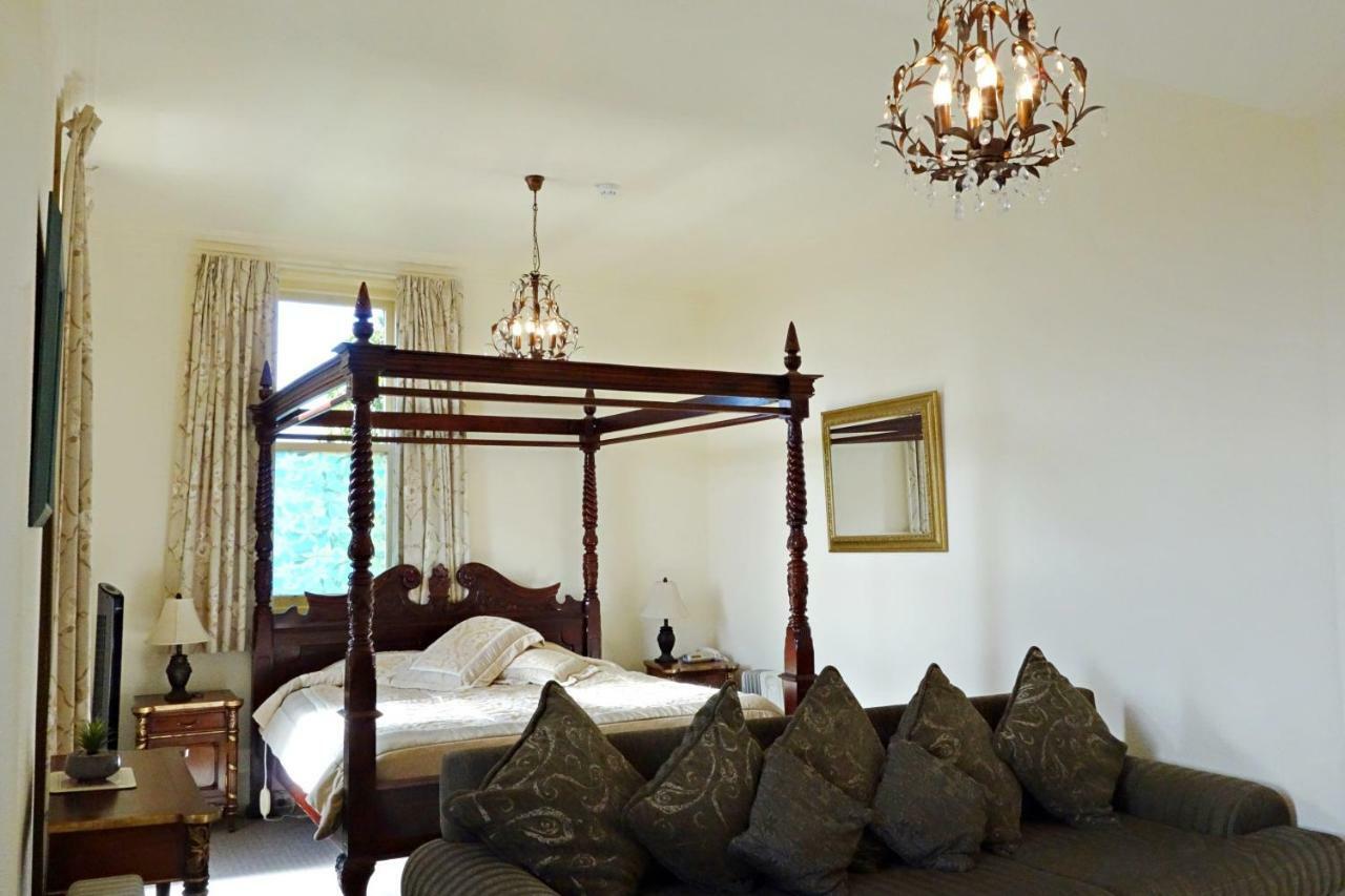 Hotel Manor Views Nz Huntly Exteriér fotografie